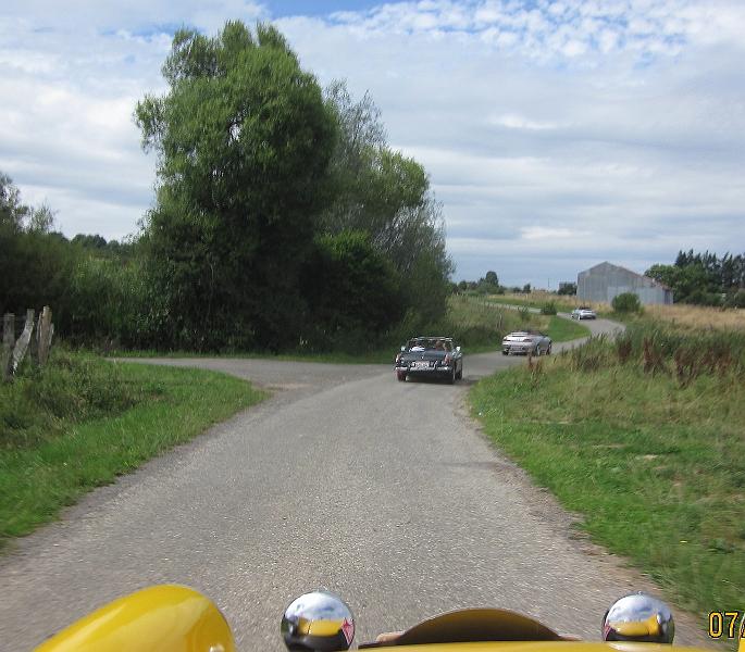 dag 2, La Roche en Ardenne - Dinant (42).jpg - We rijden door het Boekendorp Redu, Daverdisse, Sechery, Lomprez, Sohier enz.